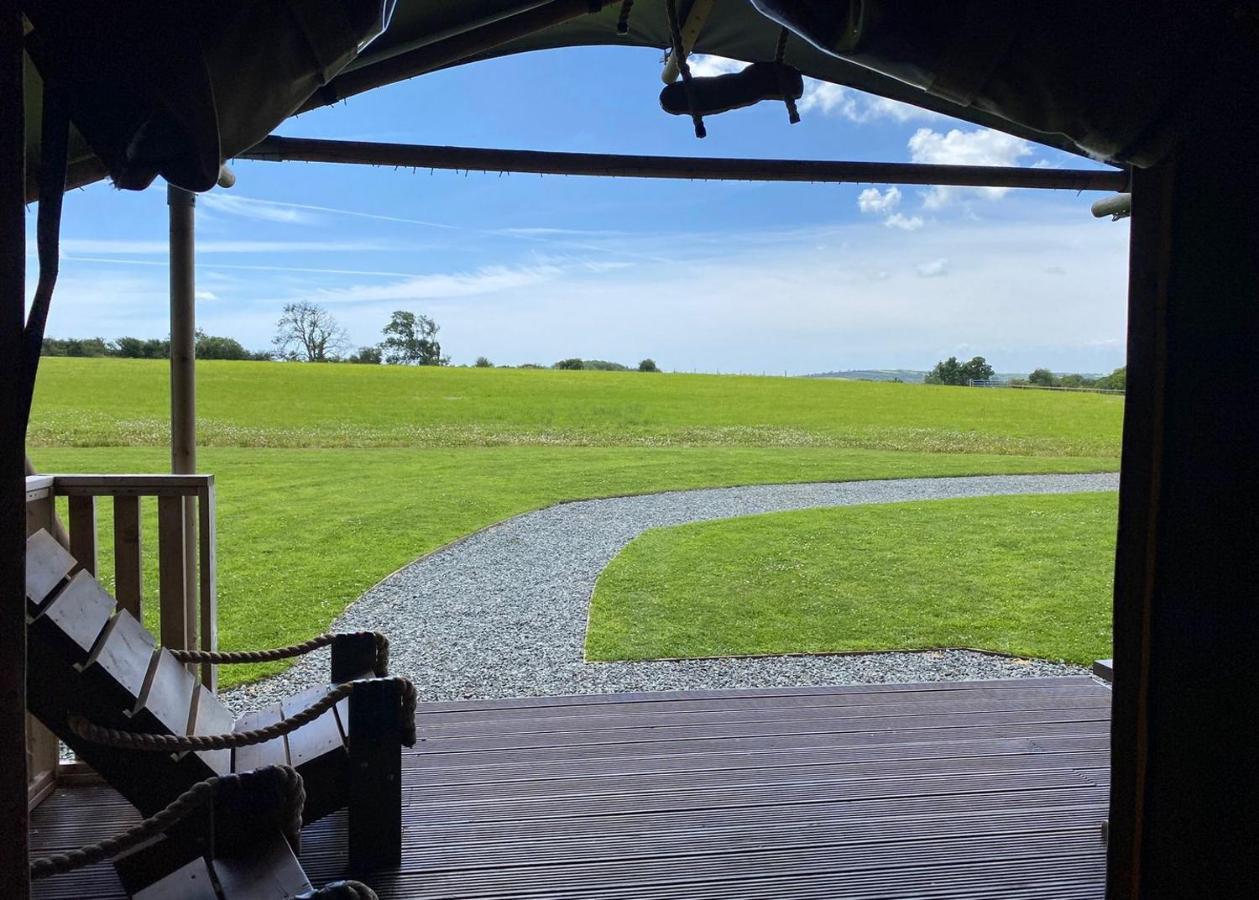 Florence Springs Glamping Gumfreston Exterior foto